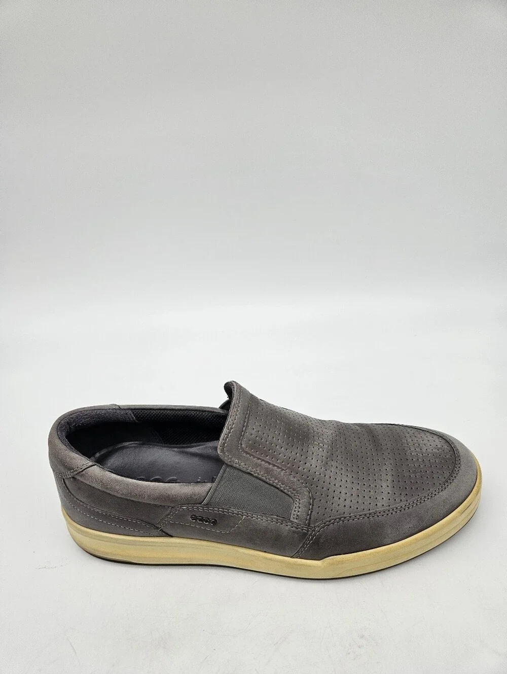 ECCO Collin 2.0 Shoes Men's Size 11 Gray Leather Slip On Casual Loafers
